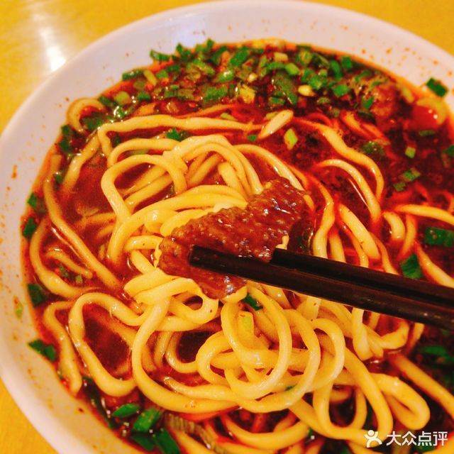 大酥牛肉面图片
