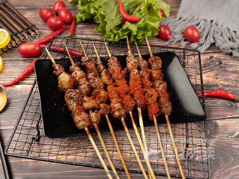 烤羊肉串图片
