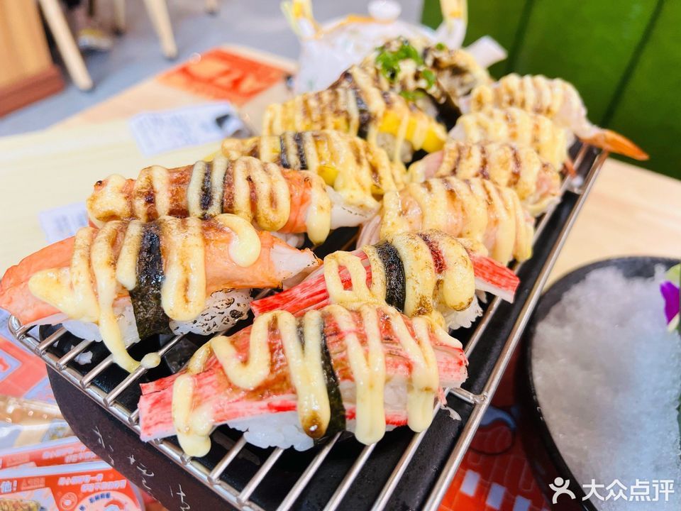 火焰寿司拼盘图片