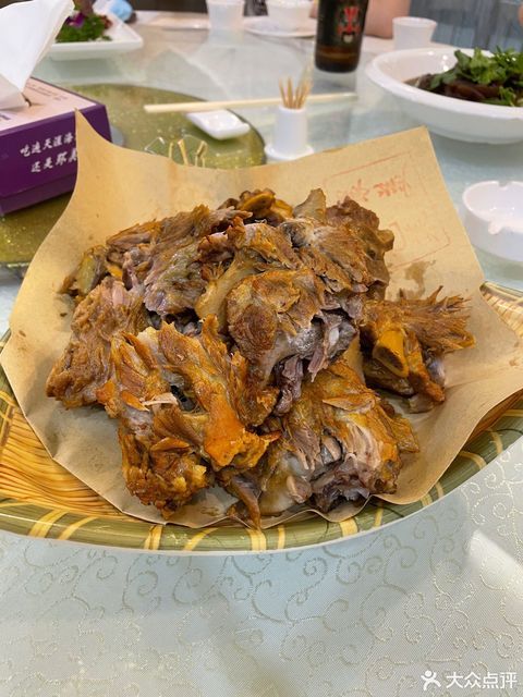 清蒸多宝鱼推荐菜:环美大酒楼(微山路店)位于天津市津南区微山路(外环