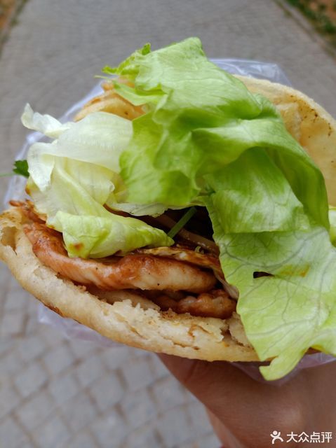 推荐菜:烤饼里脊位于天津市滨海新区锦州道1060号