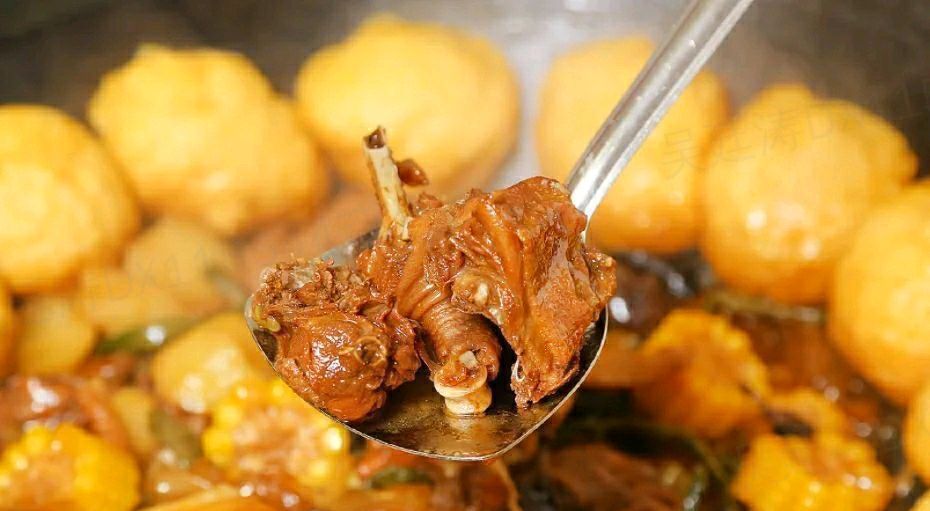 小鸡炖蘑菇图片