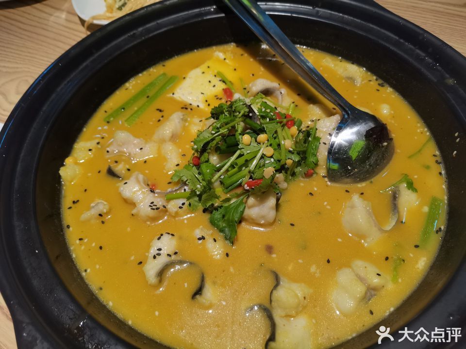 六小六鲜汤豆花鱼