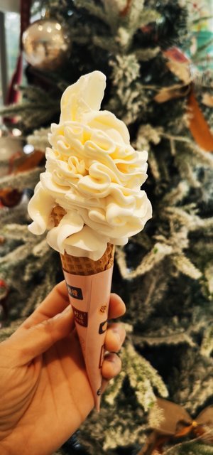 花瓣冰淇淋图片