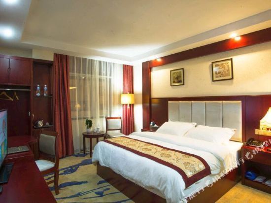 苗族自治州文山市七花北路41号(卡迪ktv对面)推荐菜:分类:星级酒店