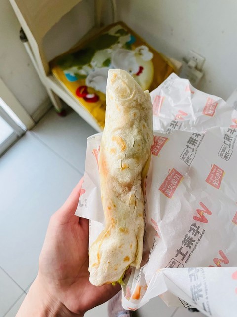 华莱士全鸡汉堡三义小学店