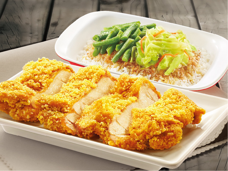 酥嫩鸡腿排饭图片