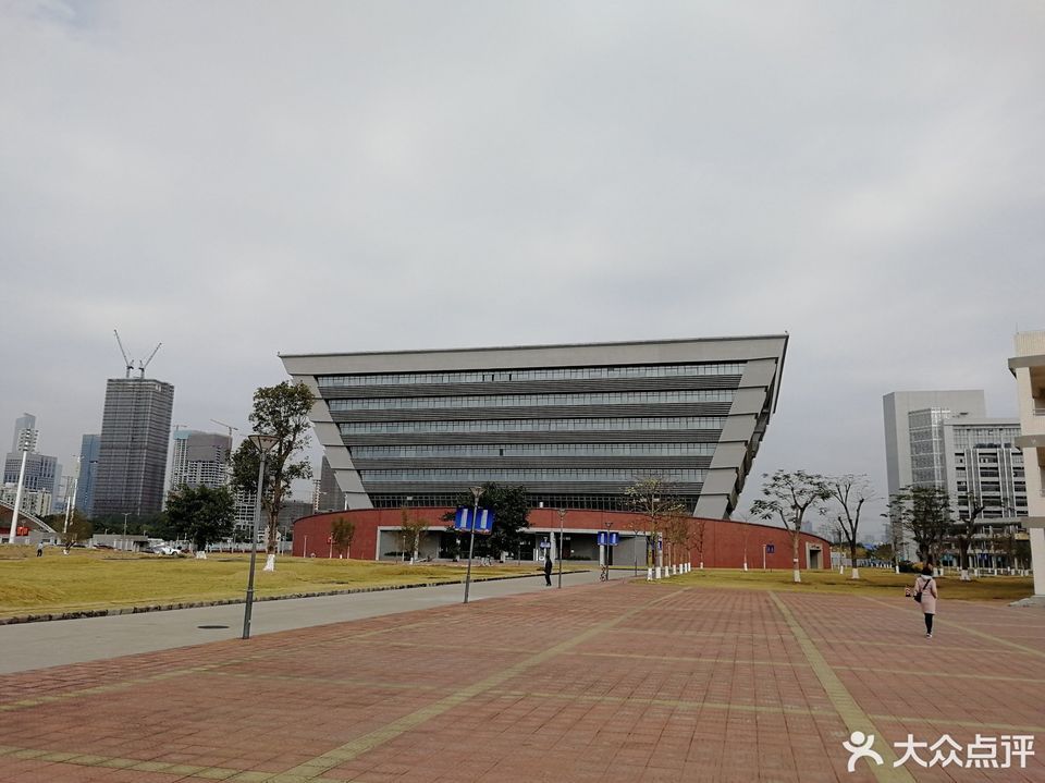 广东财经大学(广州校区)-图书馆