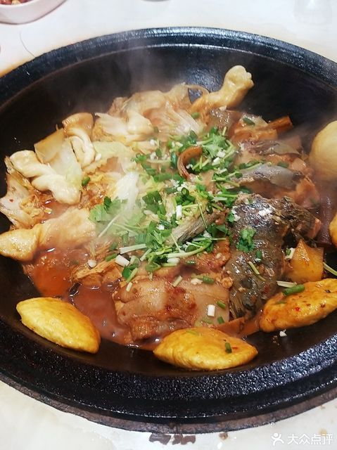 灶台鱼铁锅炖家家福购物中心店