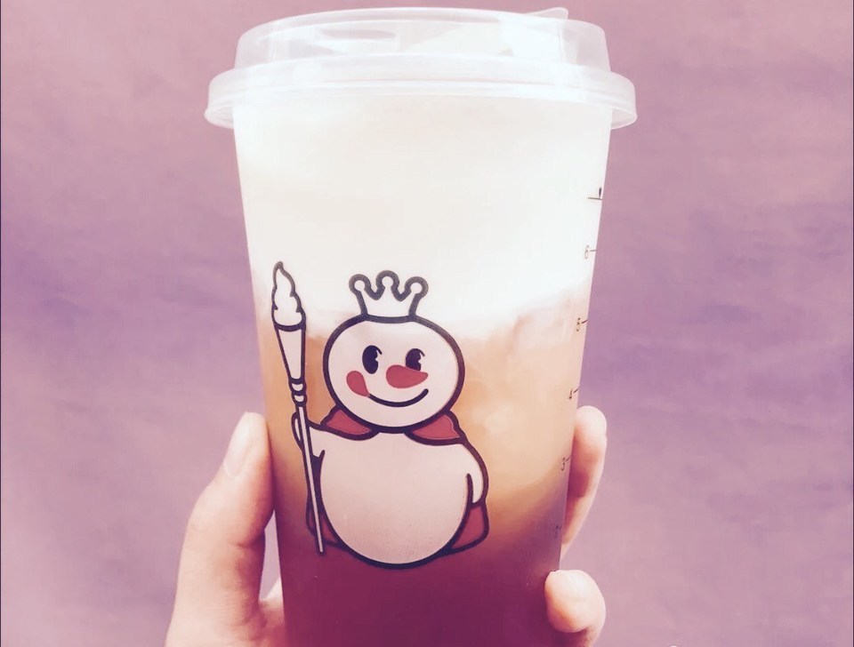 蜜雪冰城流行前线店