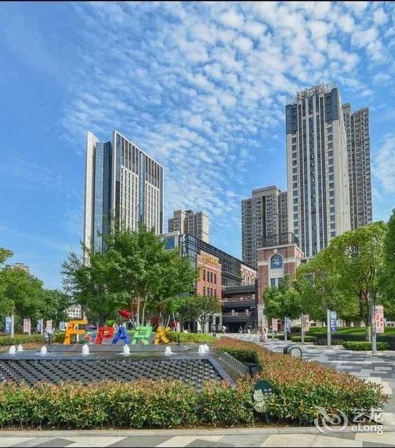 7天连锁酒店(武汉虎泉街杨家湾地铁站店)