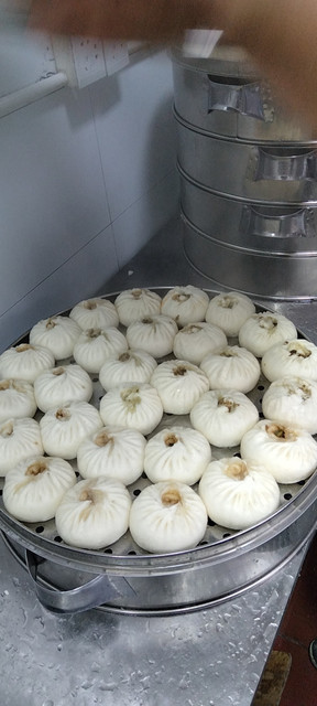 > 芙蓉荟大包标签: 推荐菜:分类:餐饮;小吃快餐店;小吃;大包;包子