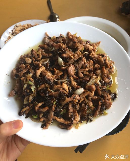 宝顶冬菜尖(双桥店)位于重庆市大足区推荐菜:冬菜炒肉丝分类:餐饮