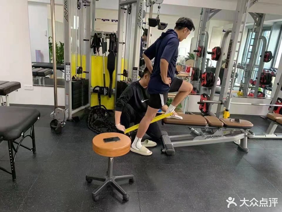 妈妈瘦运动康复健身私教工作室龙湖源著天街店