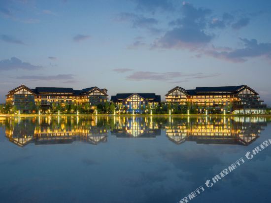 兴义湖景国际酒店