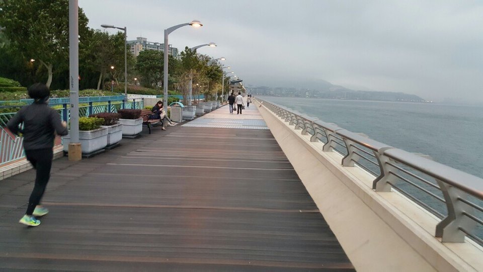 > 香港沙田广场