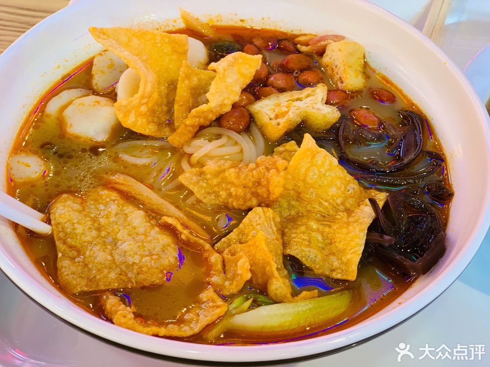 鱼丸螺蛳粉图片