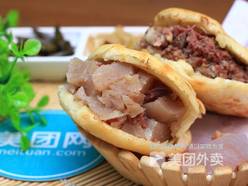 焖子驴肉火烧图片