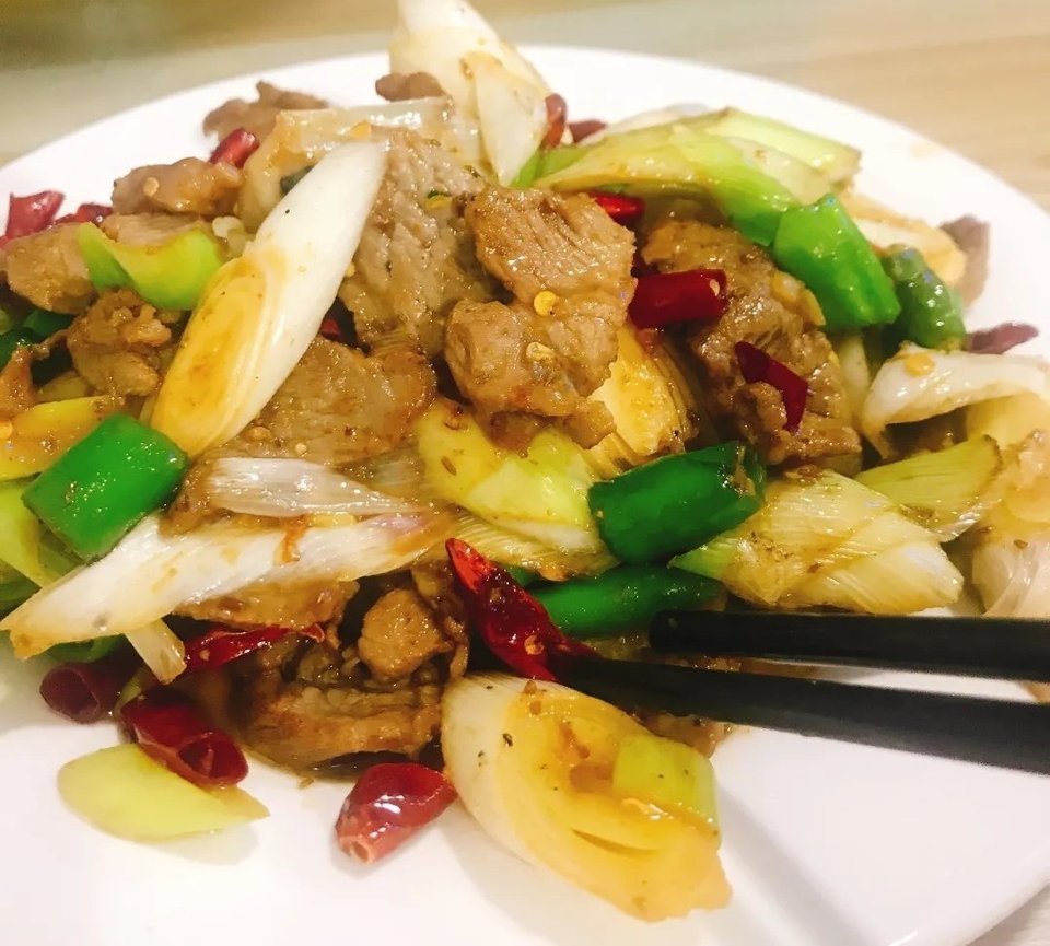 大葱炒羊肉图片