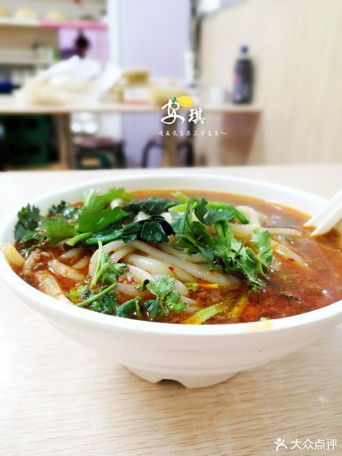 合合罐面远大购物中心南岗店