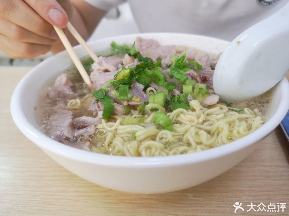 一品鲜潮味猪杂汤粉世家(花东店)