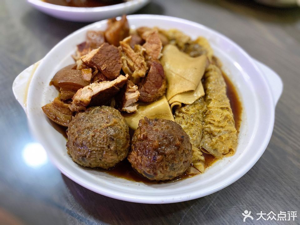 济宁名吃甏肉干饭图片
