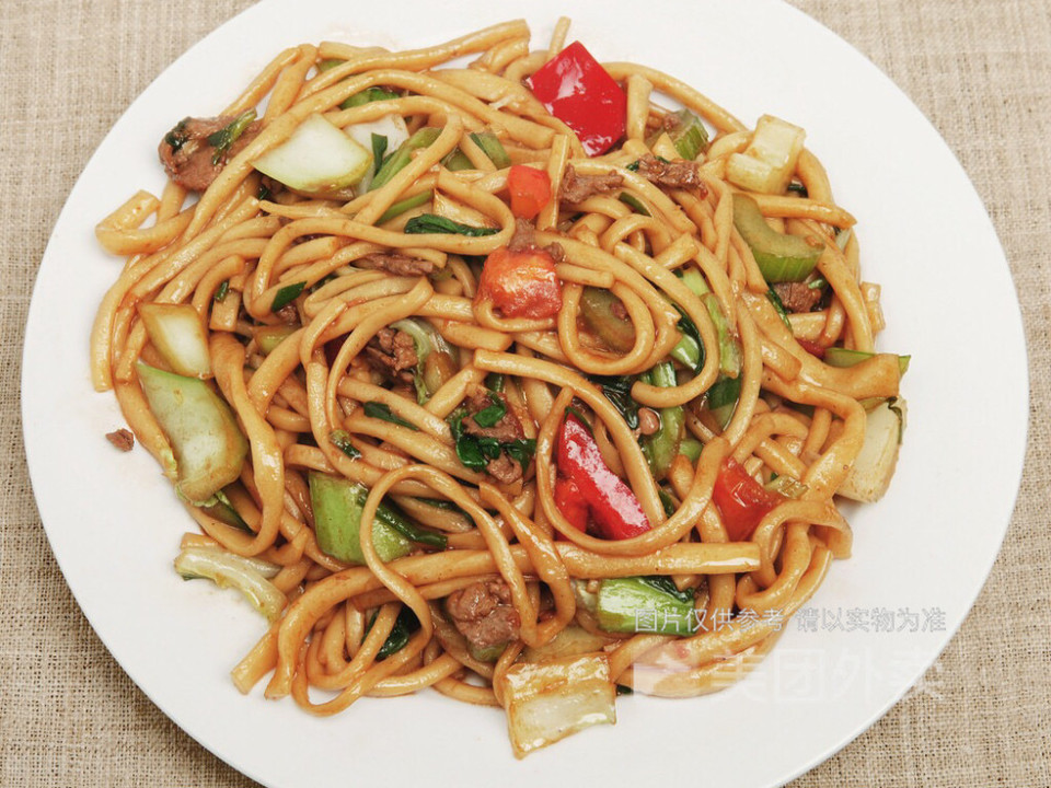 牛肉炒拉面图片