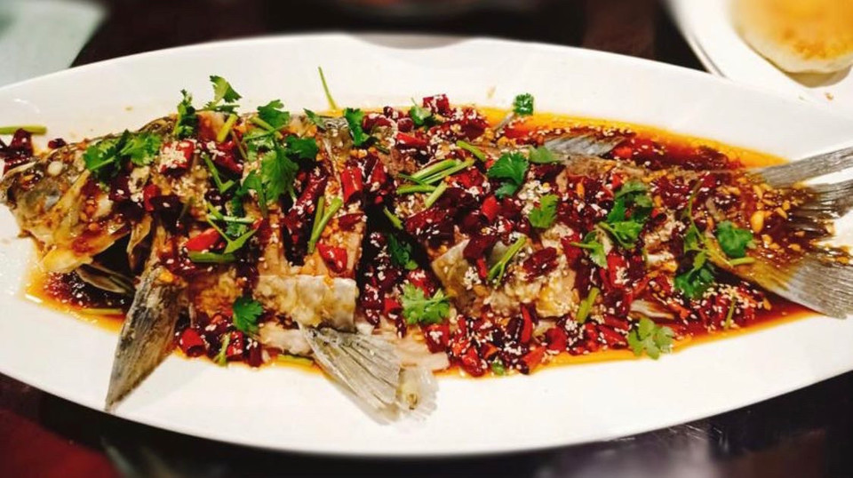 香辣鲤鱼图片