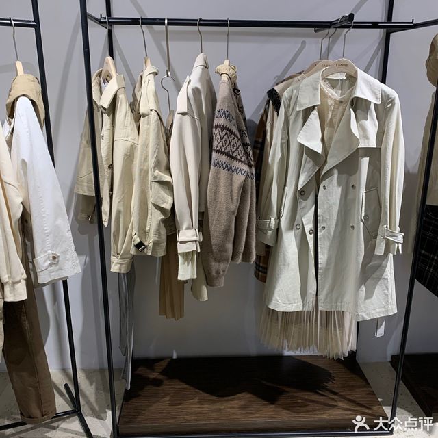 shine emmy(爱琴海成都后花园购物中心)图片