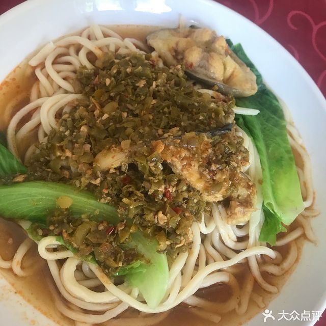 推荐菜:新一代鱼加面(永纺店)位于运城市永济市西厢南路80号附近