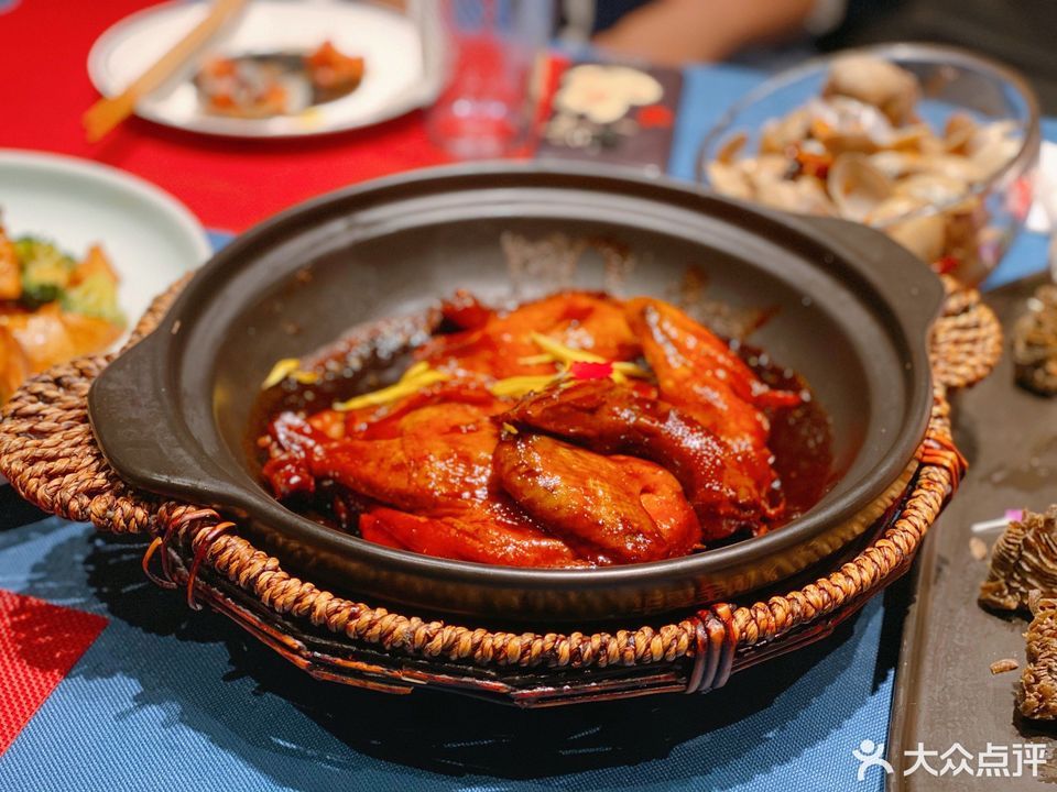 三游神仙鸡图片