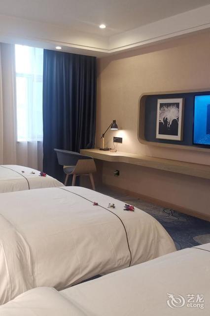 铂莱雅国际酒店(佛山龙江会展中心店)