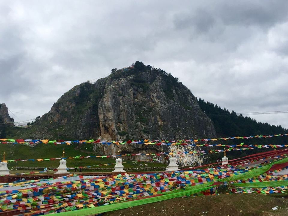 扎嘎神山风景区