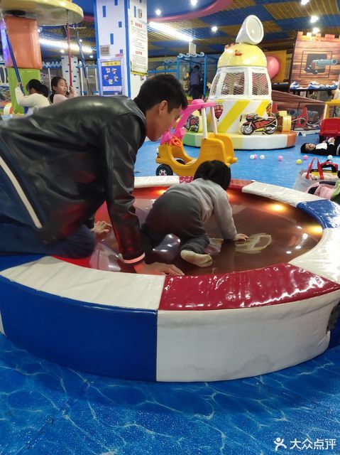 济宁市 休闲娱乐 游乐场 > 好孩子游乐园