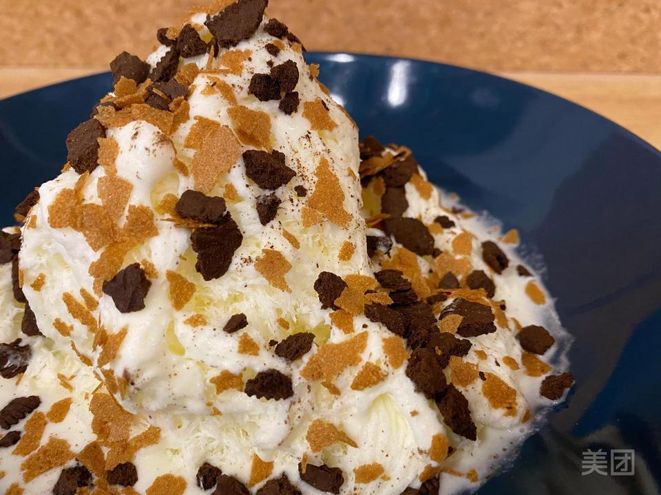 焦糖奥利奥薄脆绵绵冰图片