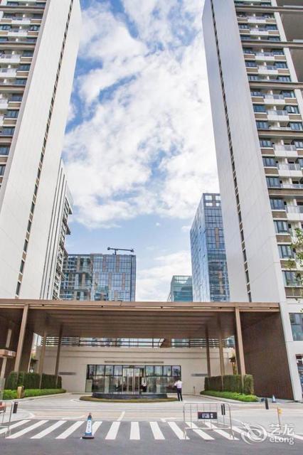 沃家国际会展公寓深圳国际会展中心店