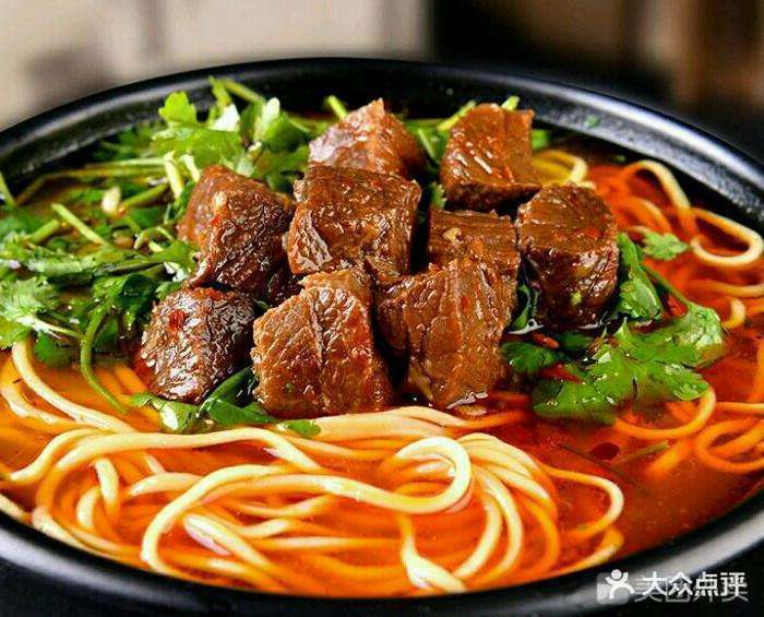 红烧牛肉面大锅羊肉汤长清路店