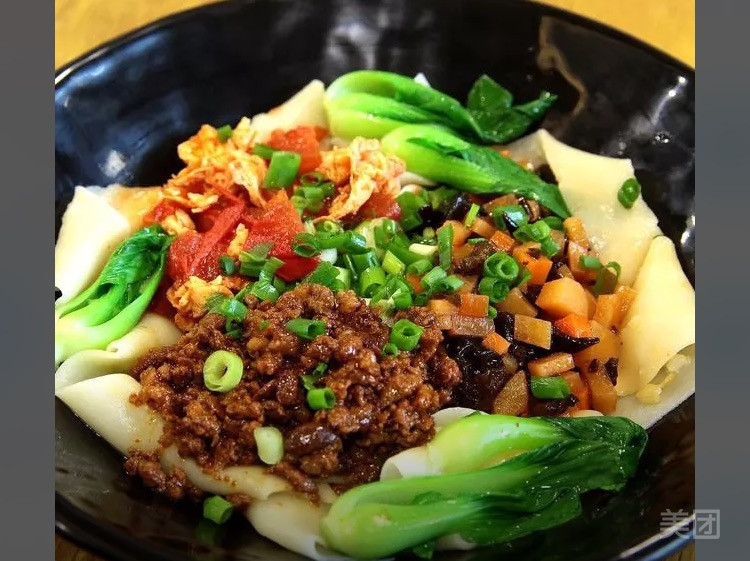 三合一biangbiang面图片