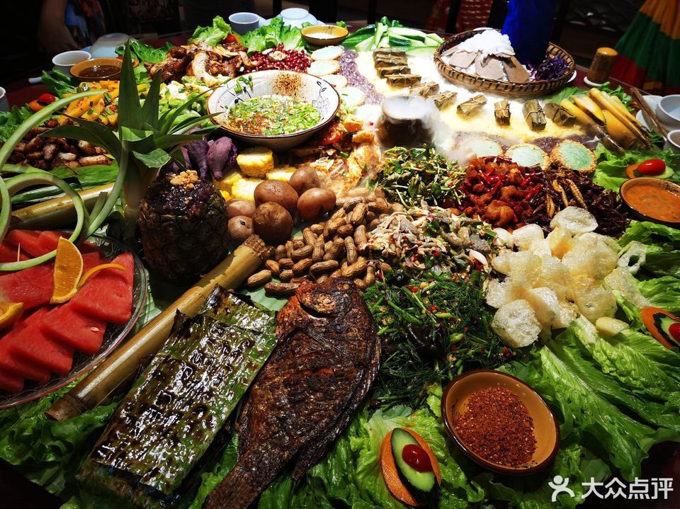 滇声气云南精品民族菜