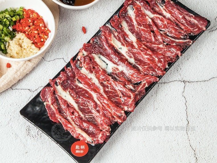 手捶牛筋丸吊龙推荐菜:大佟潮汕牛肉位于广州市黄埔大道东663号美林m