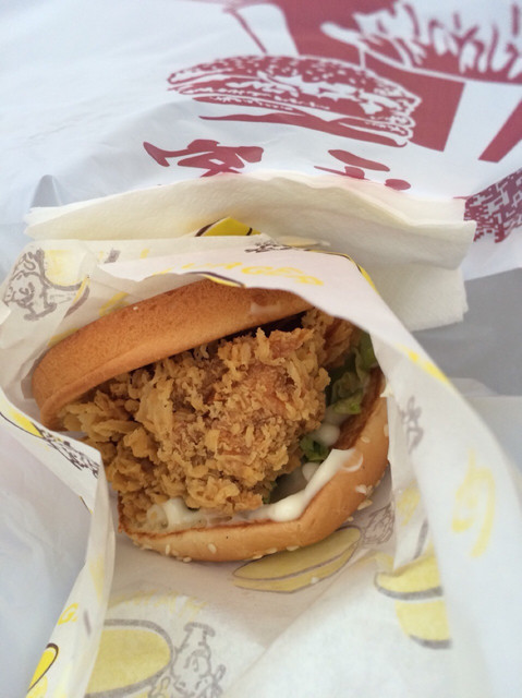 香辣香辣鸡腿堡图片