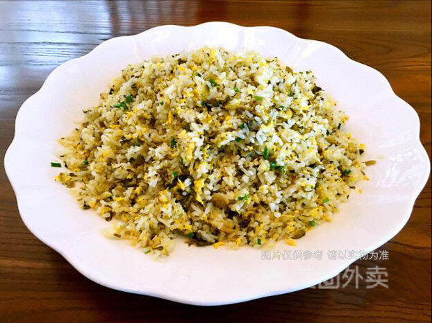 雪菜蛋炒饭图片