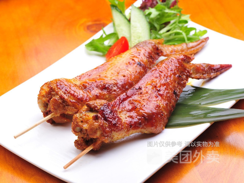 秘制烤全翅 羊肉串