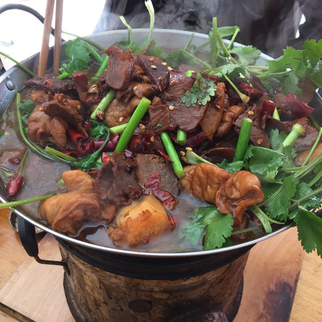 大山土锅位于蚌埠市蚌山区龙湖新村一村12栋3单元1号附近推荐菜:分类