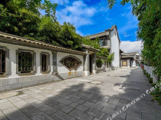 > 海埂花园酒店地址(位置,怎么去,怎么走,在哪,在哪里,在哪儿):昆明市