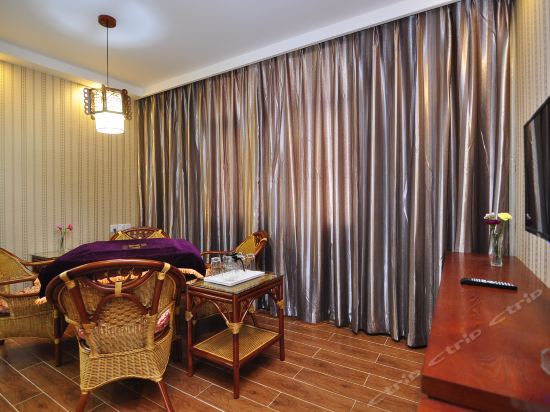 昆明月半湾酒店(官渡古镇店)