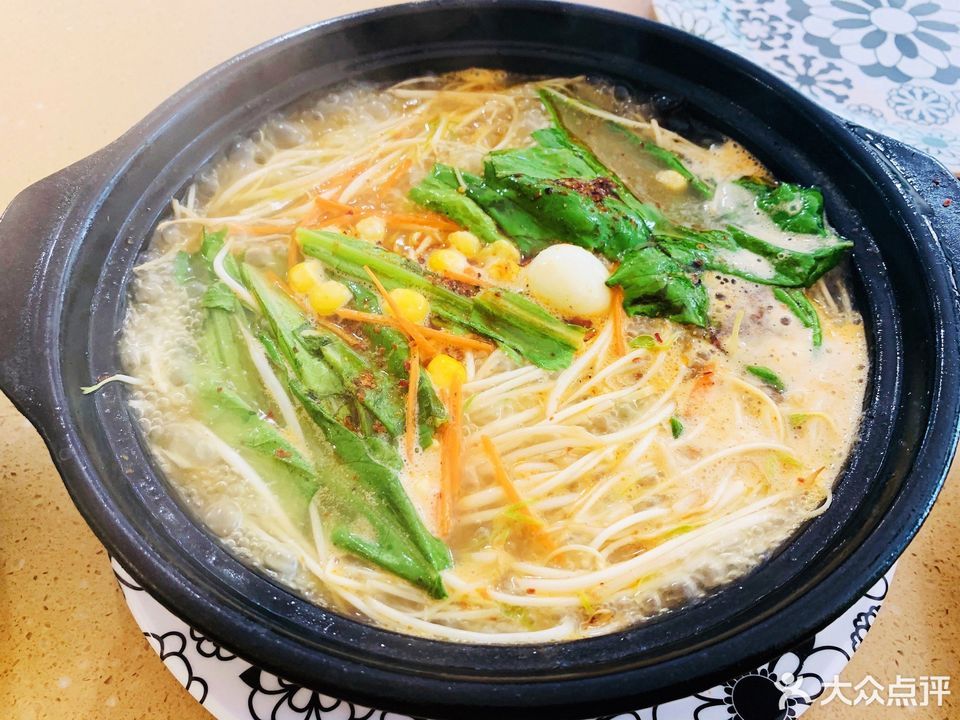 原味鸡汤米线图片