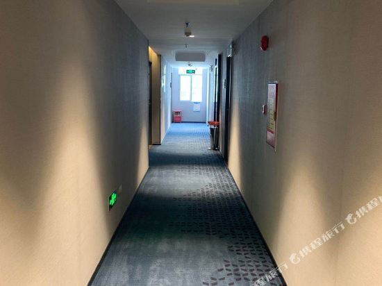 云浮市 住宿服务 酒店 > 丰茂商务宾馆