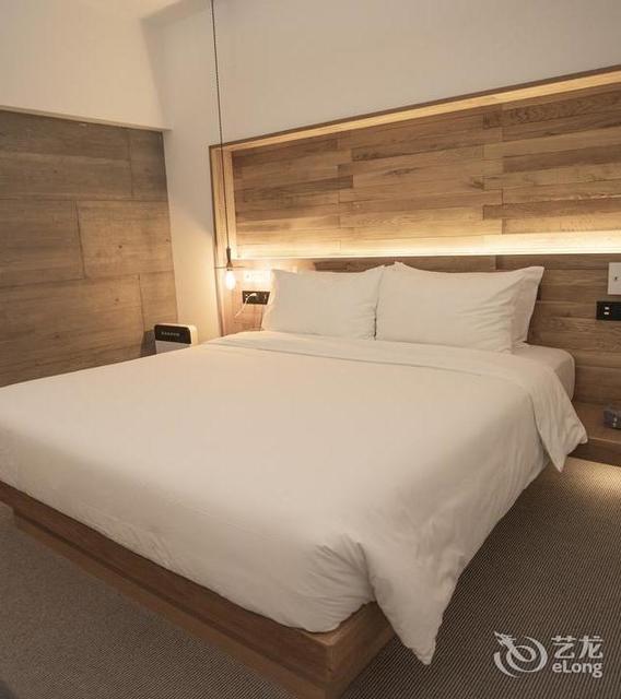 九间房襄阳人民广场店