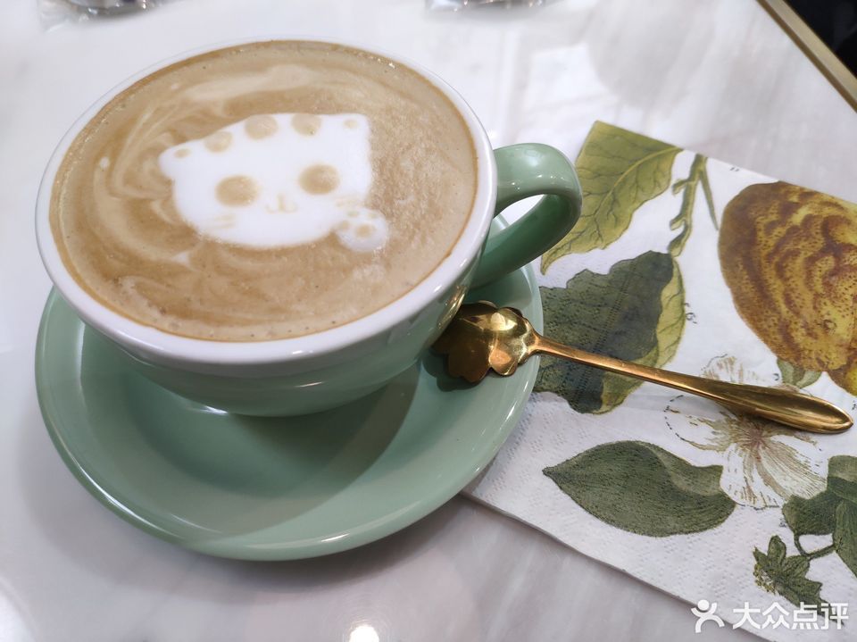 懒猫咖啡宽厚里二店